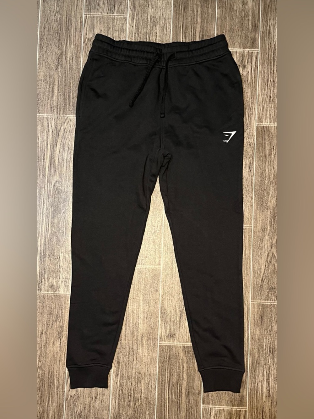 Gymshark Crest Joggers Black Men’s Small Athletic Taper Sweatpants NEW